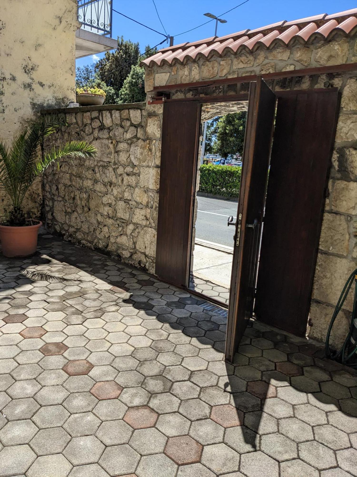 Apartments Monika Novi Vinodolski Εξωτερικό φωτογραφία
