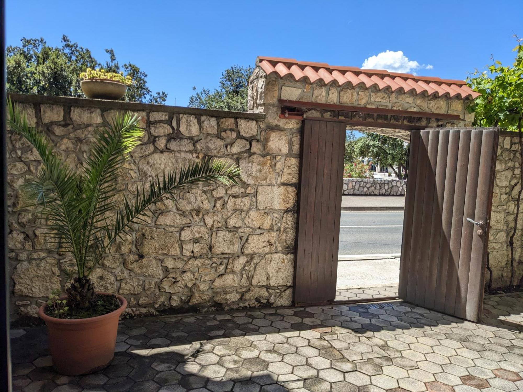 Apartments Monika Novi Vinodolski Εξωτερικό φωτογραφία
