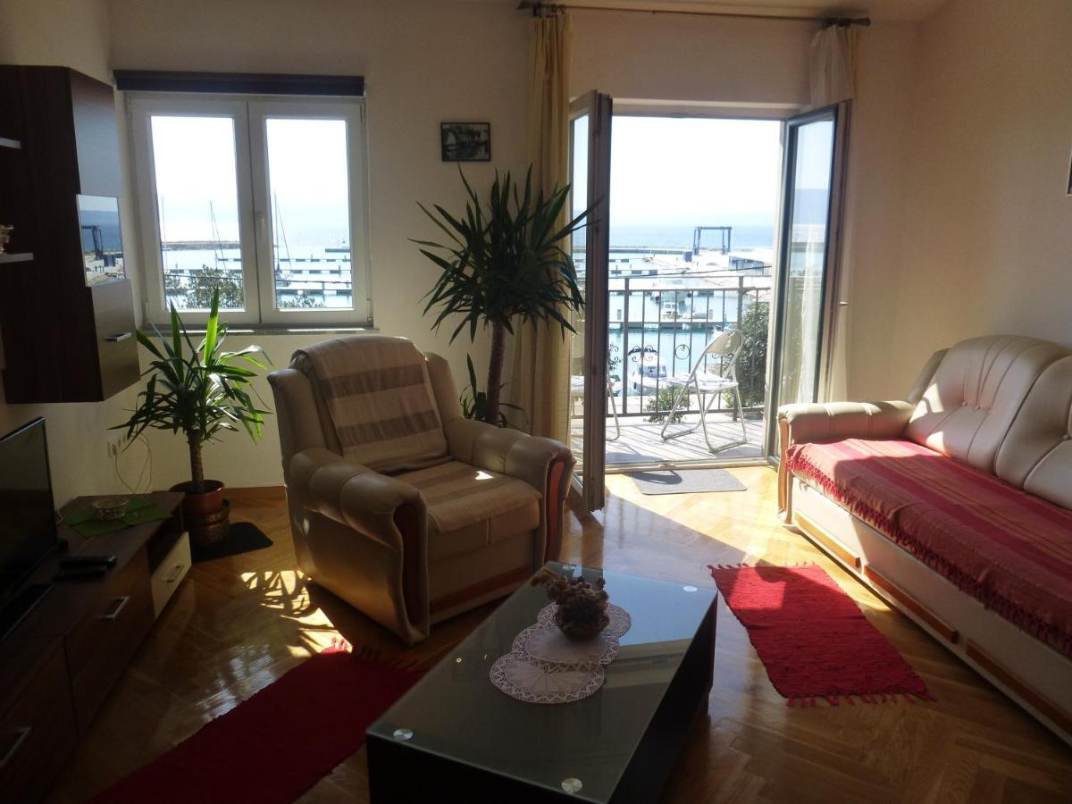 Apartments Monika Novi Vinodolski Εξωτερικό φωτογραφία